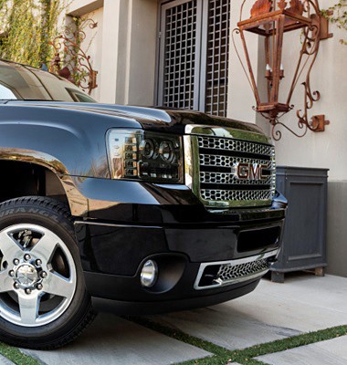 GMC Pickup Truck Collision Accident Vehicle Repaired and Restored